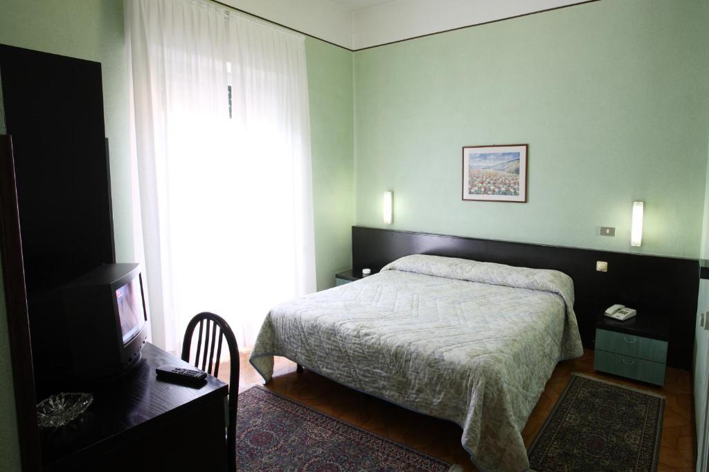 Double or Twin Room,23101737:JPEG